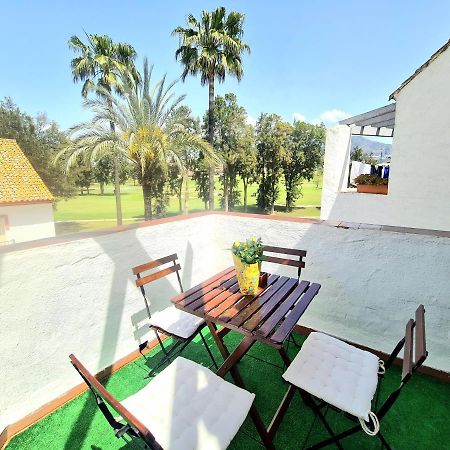 Apartamento Con Vistas Al Campo De Golf Y Piscina Apartment Фуeнхирола Екстериор снимка