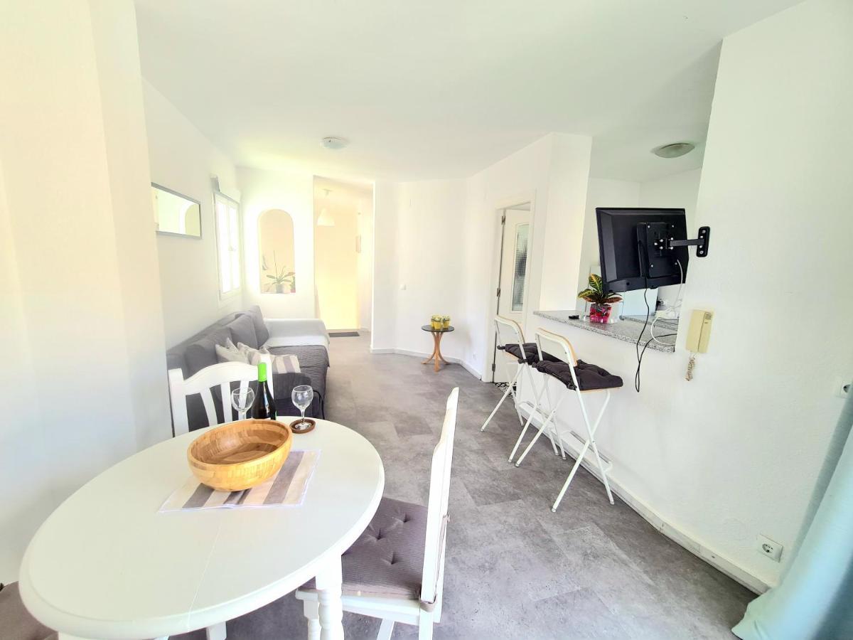 Apartamento Con Vistas Al Campo De Golf Y Piscina Apartment Фуeнхирола Екстериор снимка