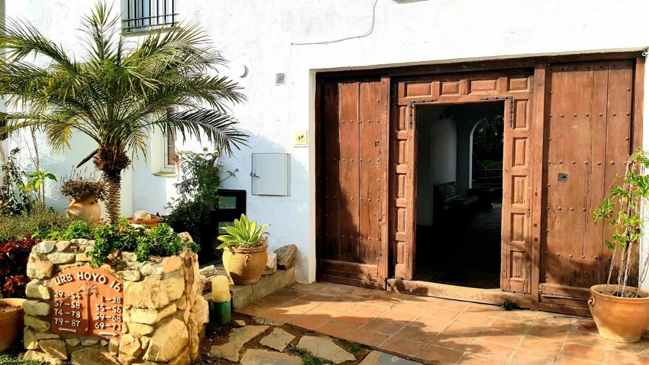 Apartamento Con Vistas Al Campo De Golf Y Piscina Apartment Фуeнхирола Екстериор снимка